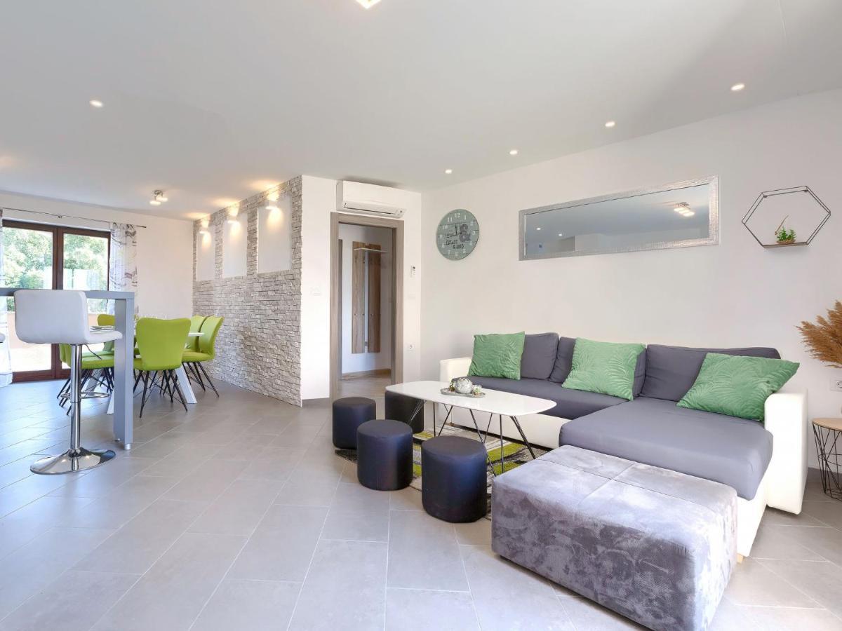 Apartment Joy By Interhome Pula Luaran gambar